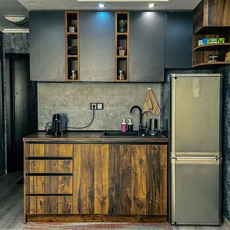 Eddys Home2host Apartament