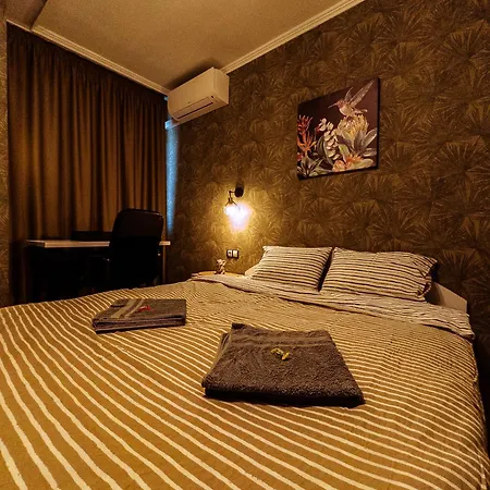 Eddys Home2host Apartament